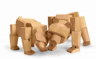世界知名的木制玩具品牌有哪些？(骅威文化控股公司)